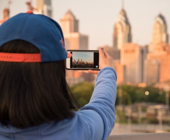 meet women in Philadelphia